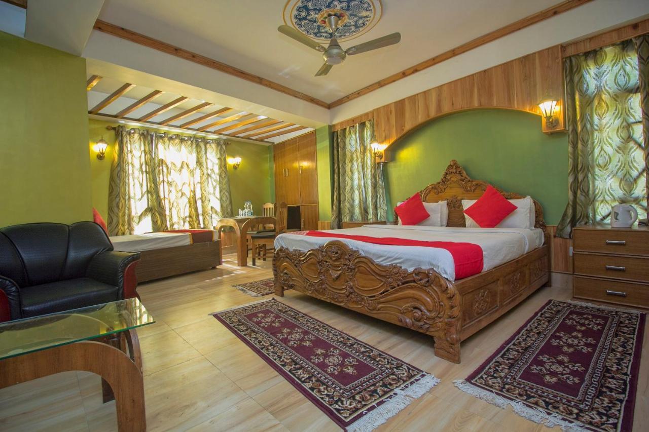 Oyo 23409 Lama Dhim Hotel Kalimpong Habitación foto